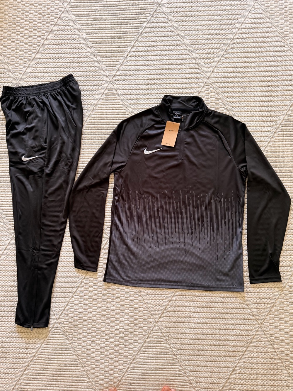 Nike Men's Black Gradient Long-Sleeve Top & Pants training set